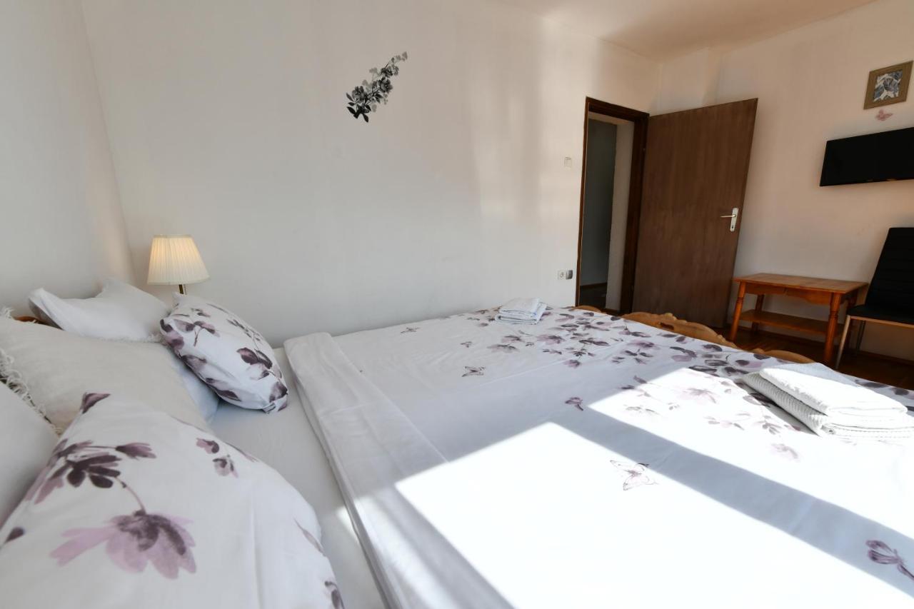 Apartment Marija Zupan Раковица Екстер'єр фото